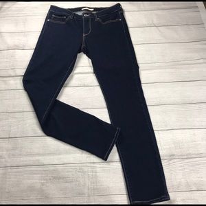 Woman’s Levi’s 711 Skinny Sz 30